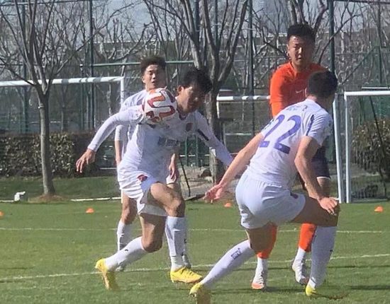 护士长在办公室躁bd